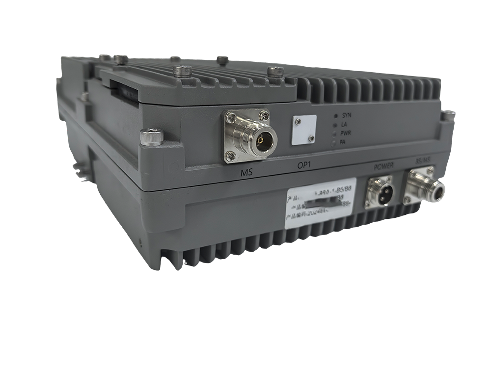  达孜三频手机信号接收器2000㎡